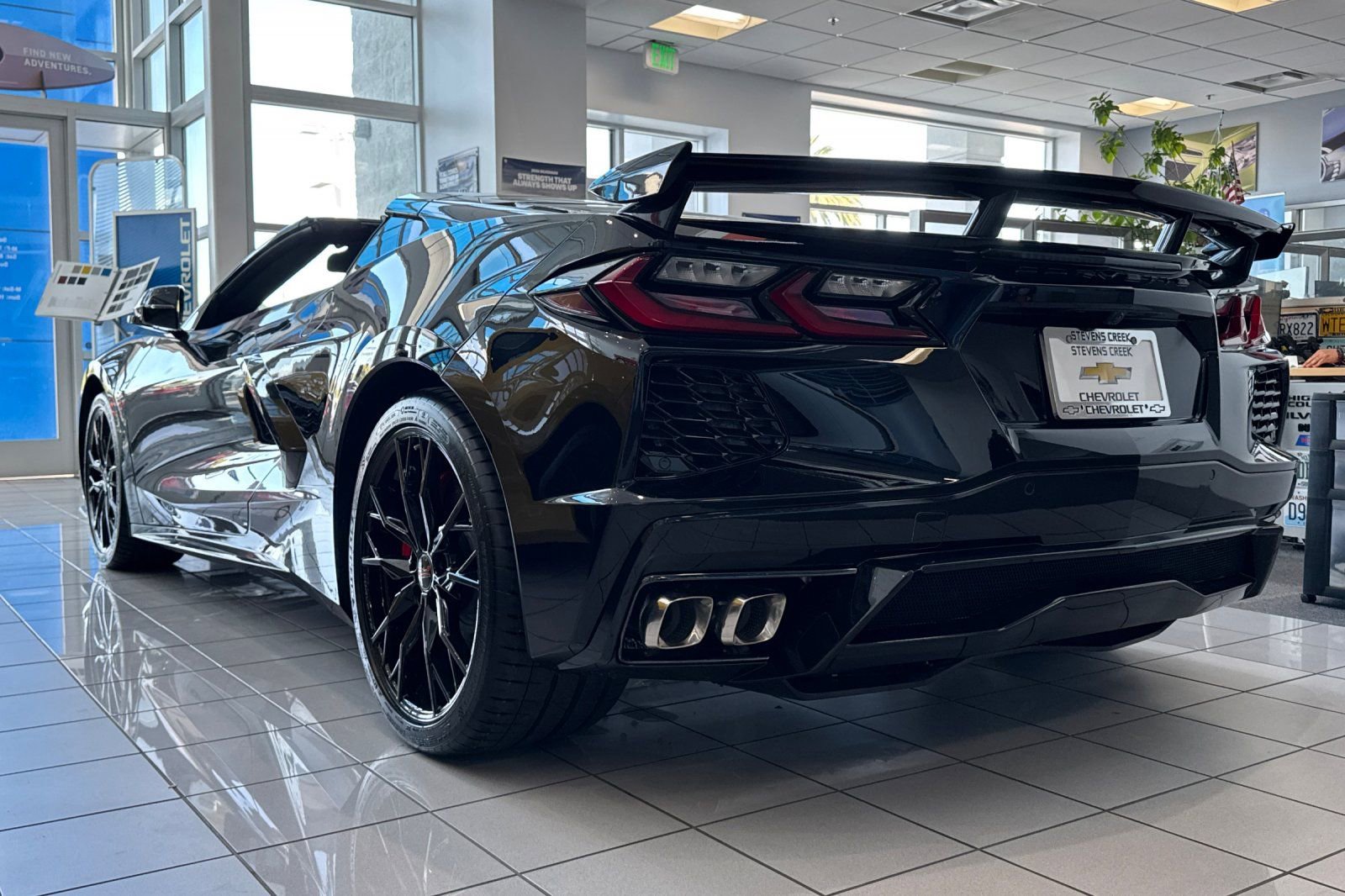 New 2026 Chevrolet Corvette Stingray Premium Cpe w/ Z51 Performance Package image 5