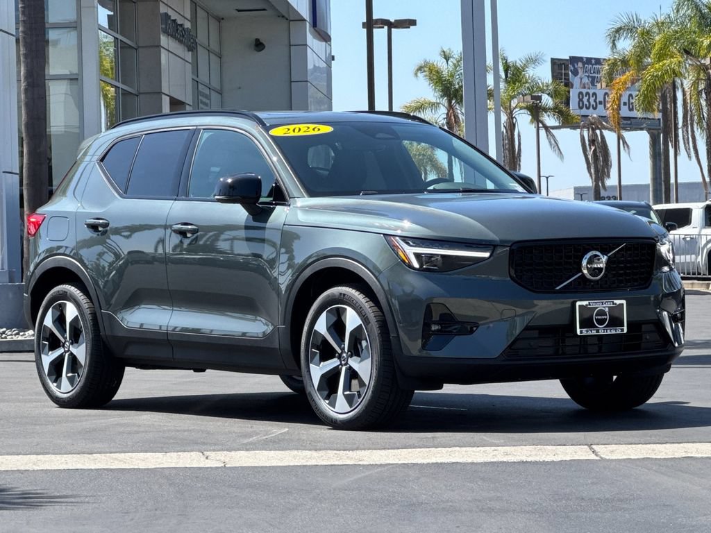 New 2026 Volvo XC40 B5 Plus w/ Climate Package AWD/4WD image 7