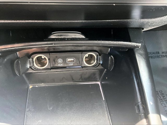 Used 2019 Kia Sorento LX image 25