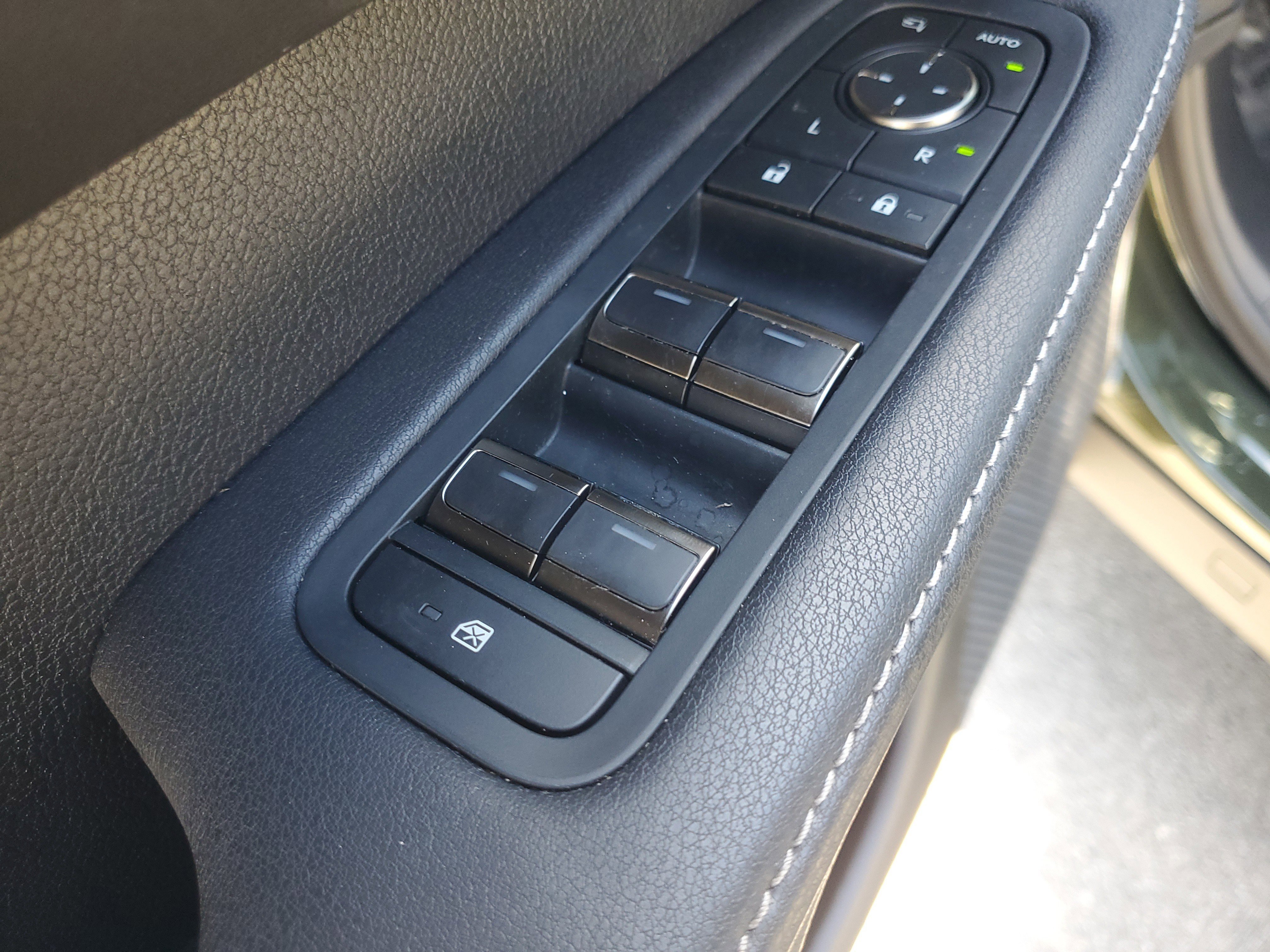 Used 2023 Lexus RX 350 Premium w/ Cold Area Package image 20