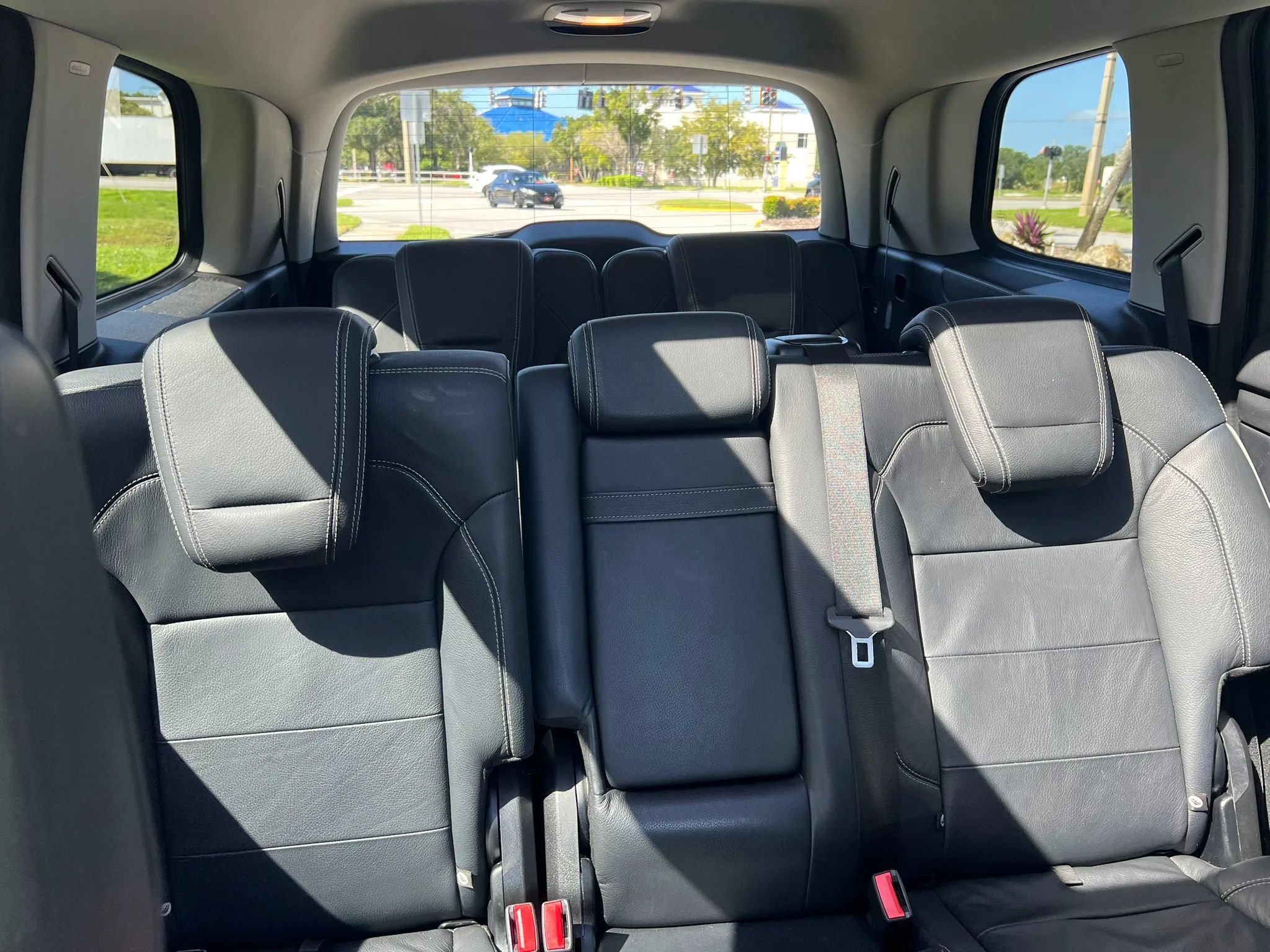 Used 2014 Mercedes-Benz GL 450 4MATIC w/ Lighting Package image 41