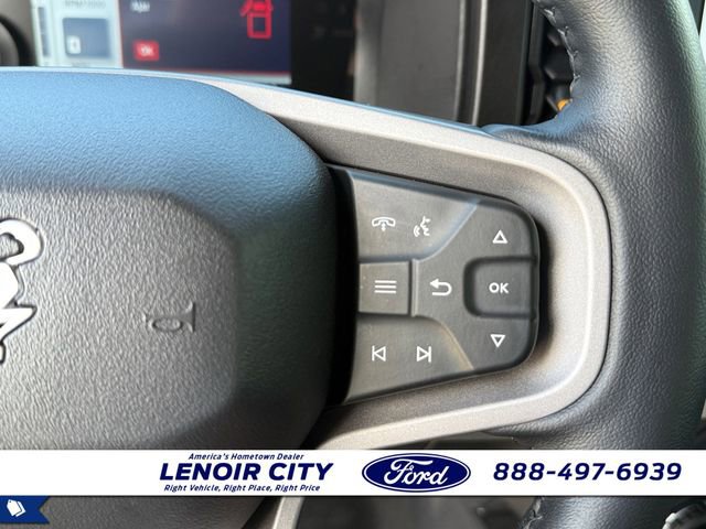 Used 2023 Ford Bronco Badlands image 21