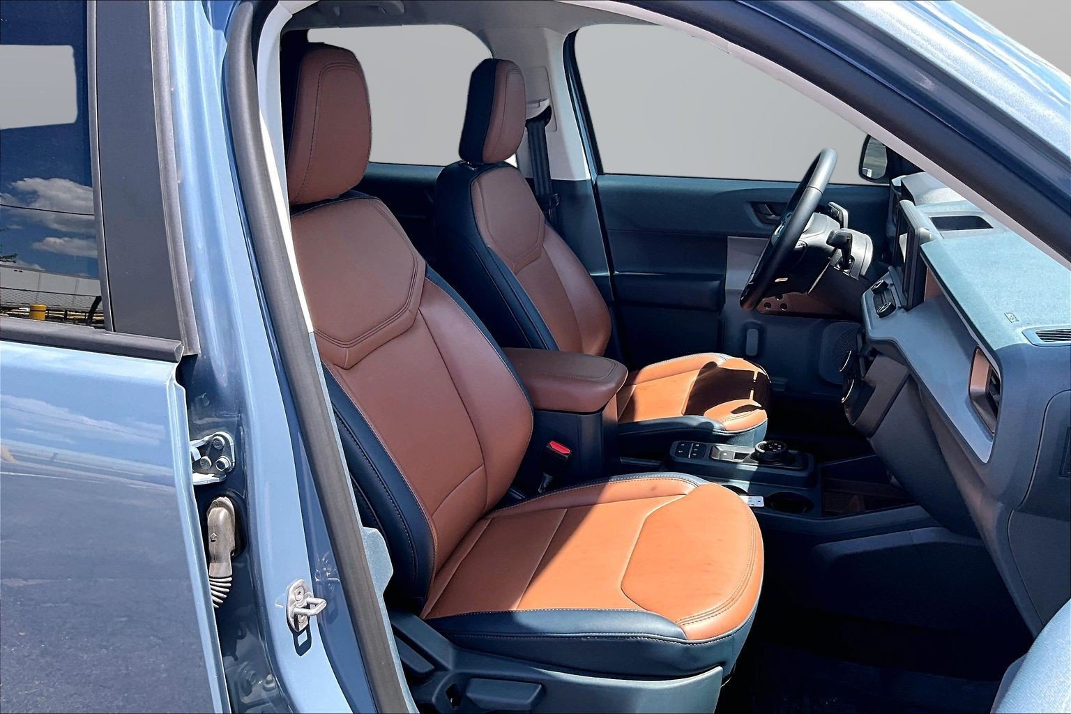 Used 2024 Ford Maverick Lariat w/ FX4 Off-Road Package AWD/4WD image 7