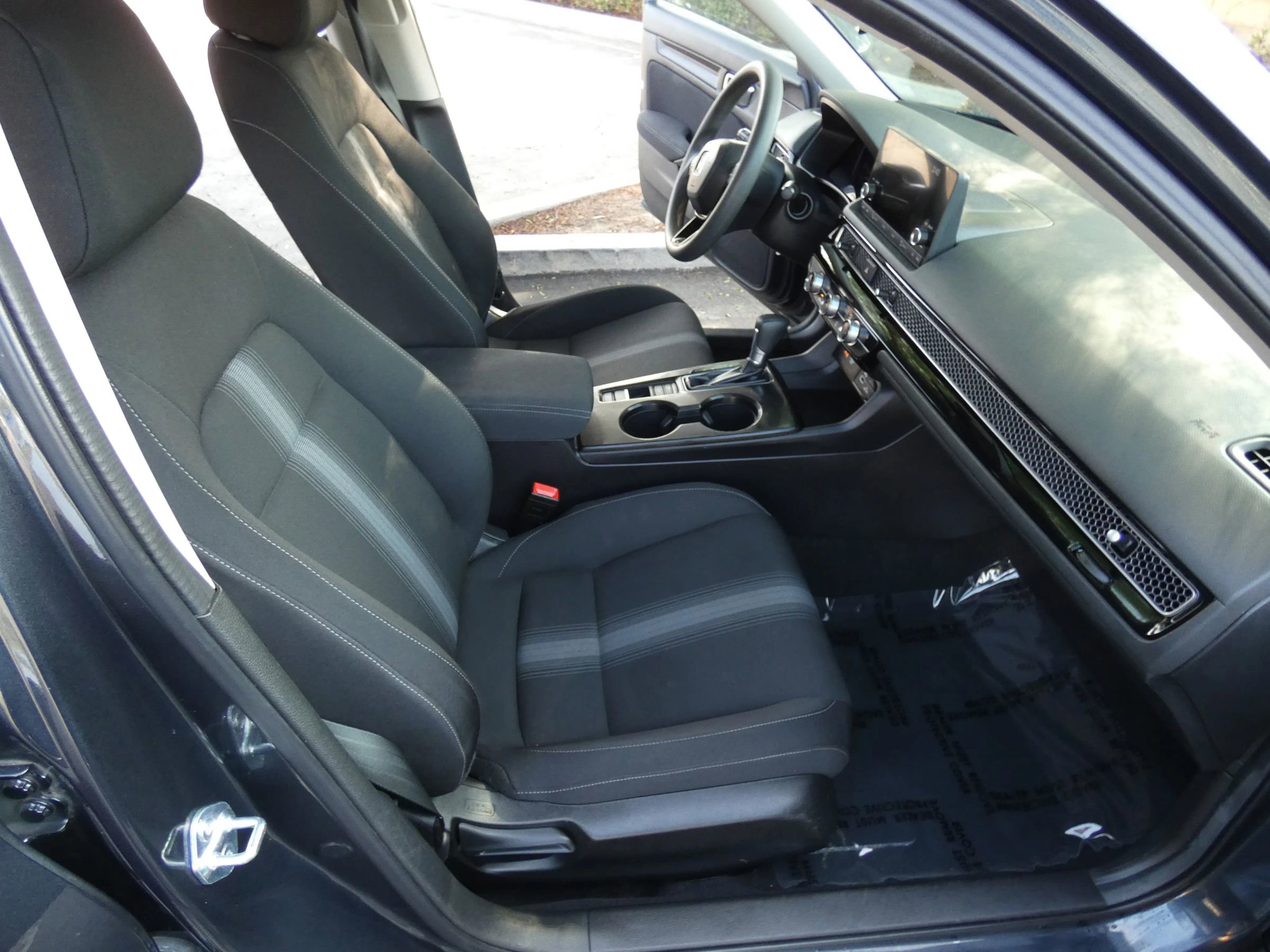 Used 2022 Honda Civic LX image 26