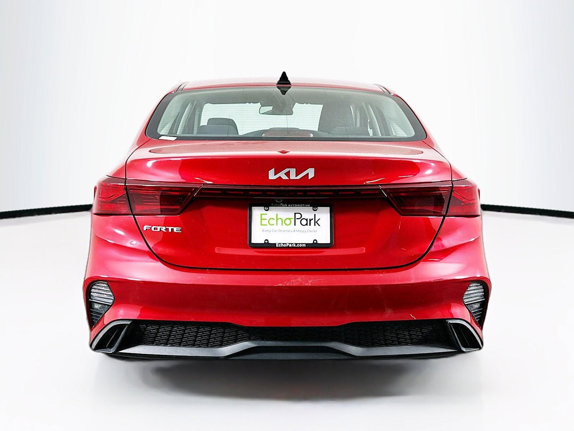 Used 2024 Kia Forte LXS image 7