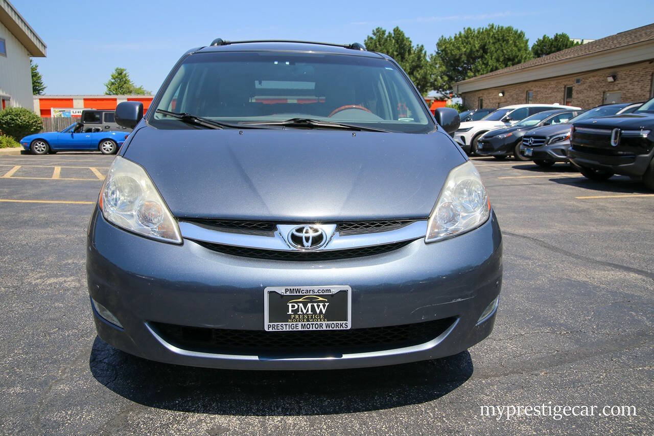 Used 2010 Toyota Sienna XLE Limited w/ XLE Limited Pkg 2 AWD/4WD image 13