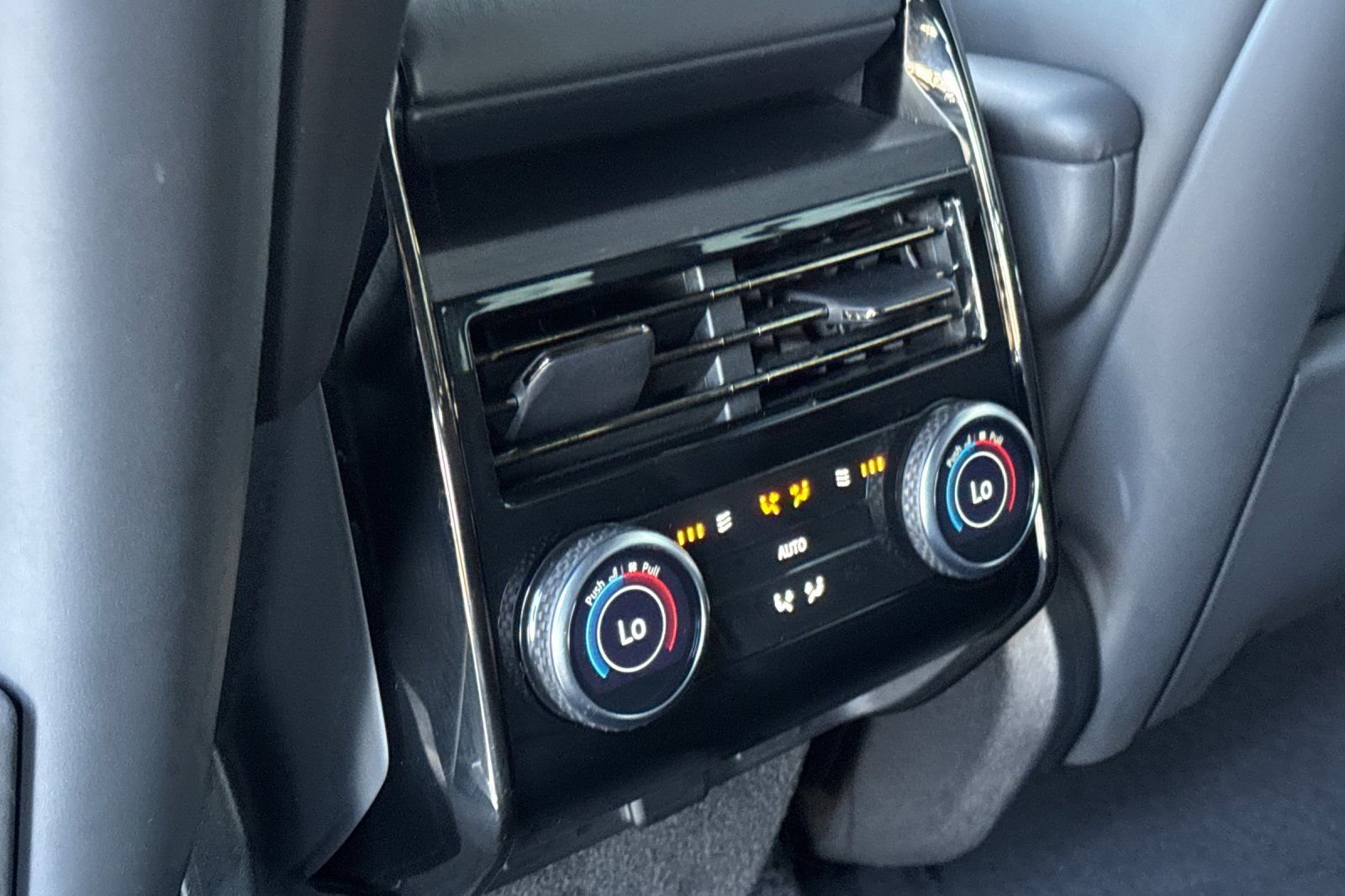 Certified 2023 Land Rover Range Rover Sport SE image 13