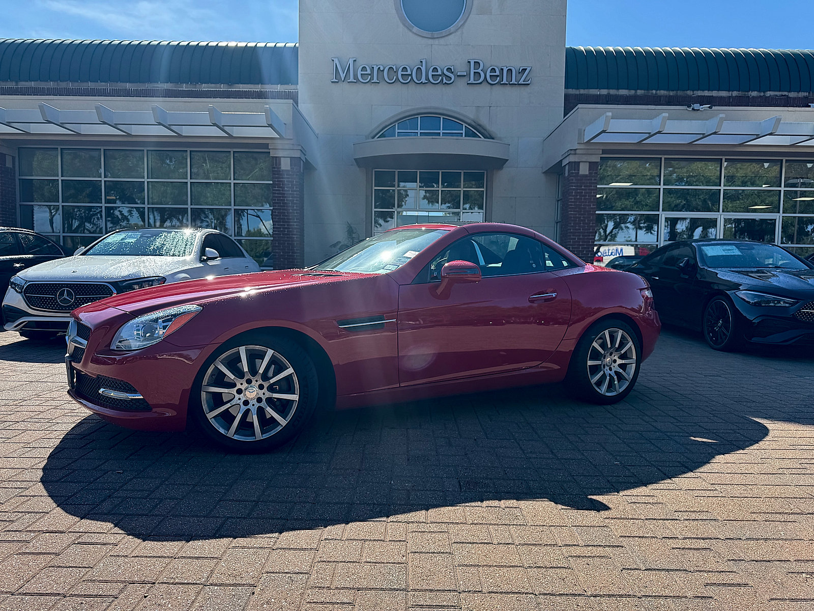 Used 2016 Mercedes-Benz SLK 300 image 1