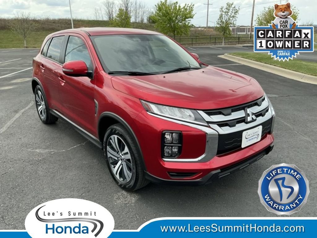 Used 2025 Mitsubishi Outlander Sport SE image 1