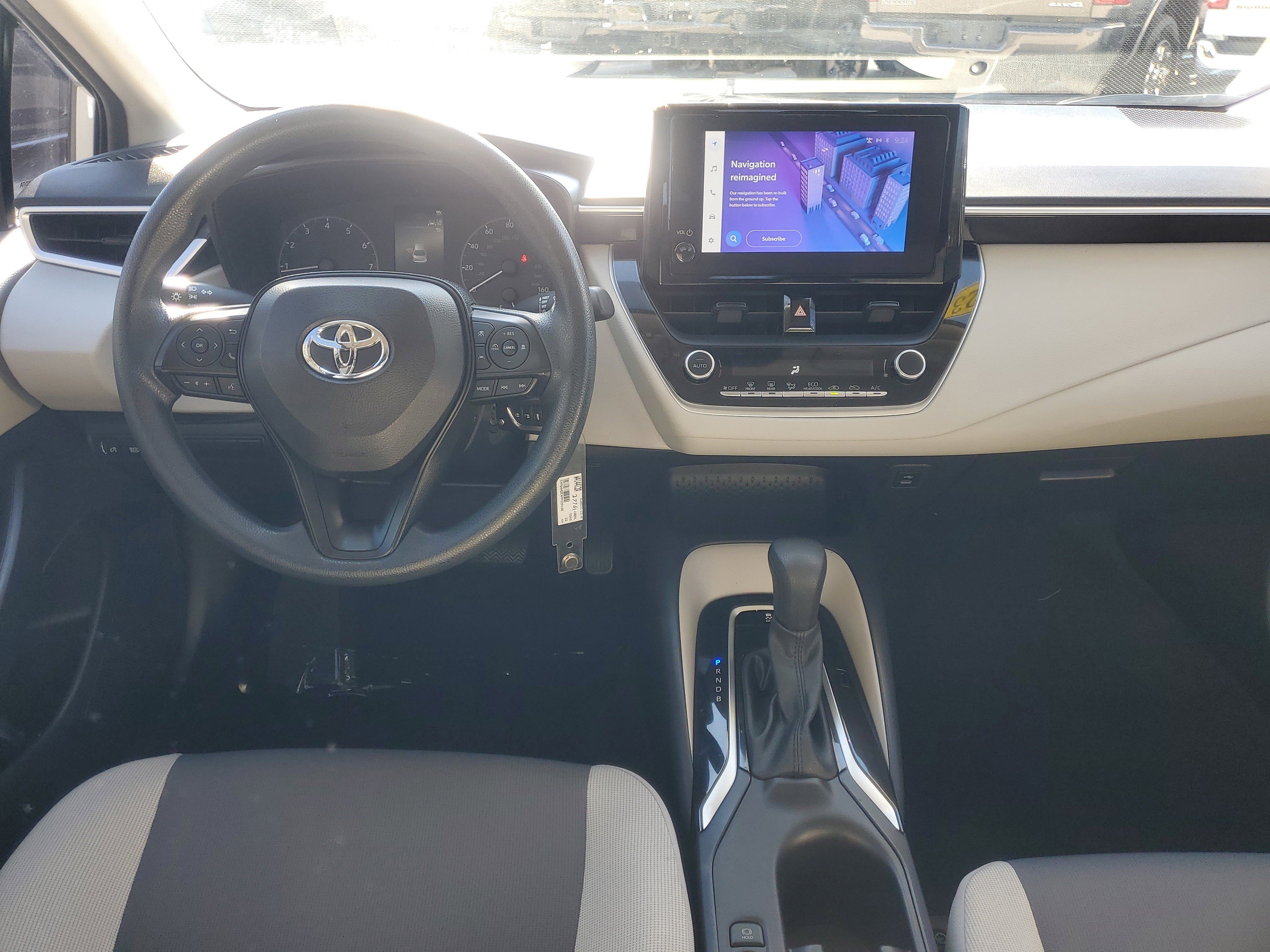 Used 2023 Toyota Corolla LE image 10
