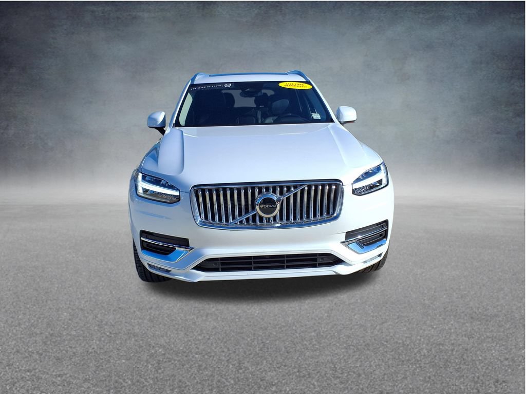 Certified 2025 Volvo XC90 B5 Core w/ Protection Package AWD/4WD image 2