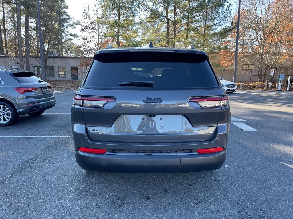 New 2025 Jeep Grand Cherokee L Altitude image 5
