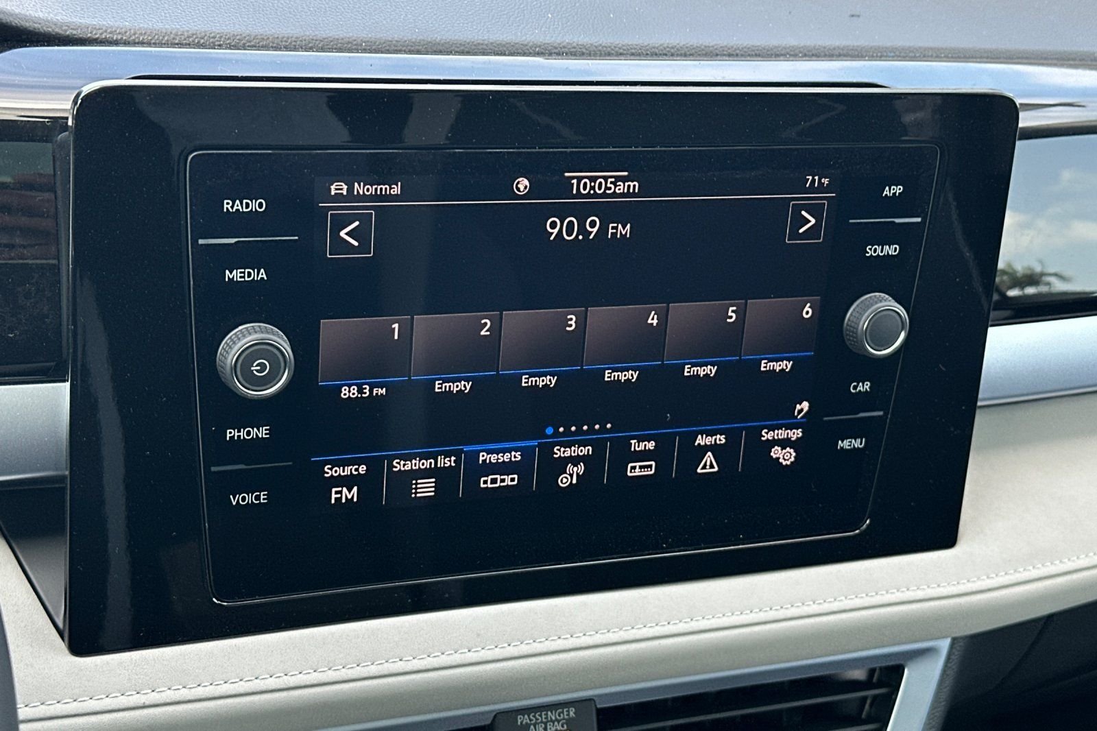 New 2026 Volkswagen Taos SE AWD/4WD image 18