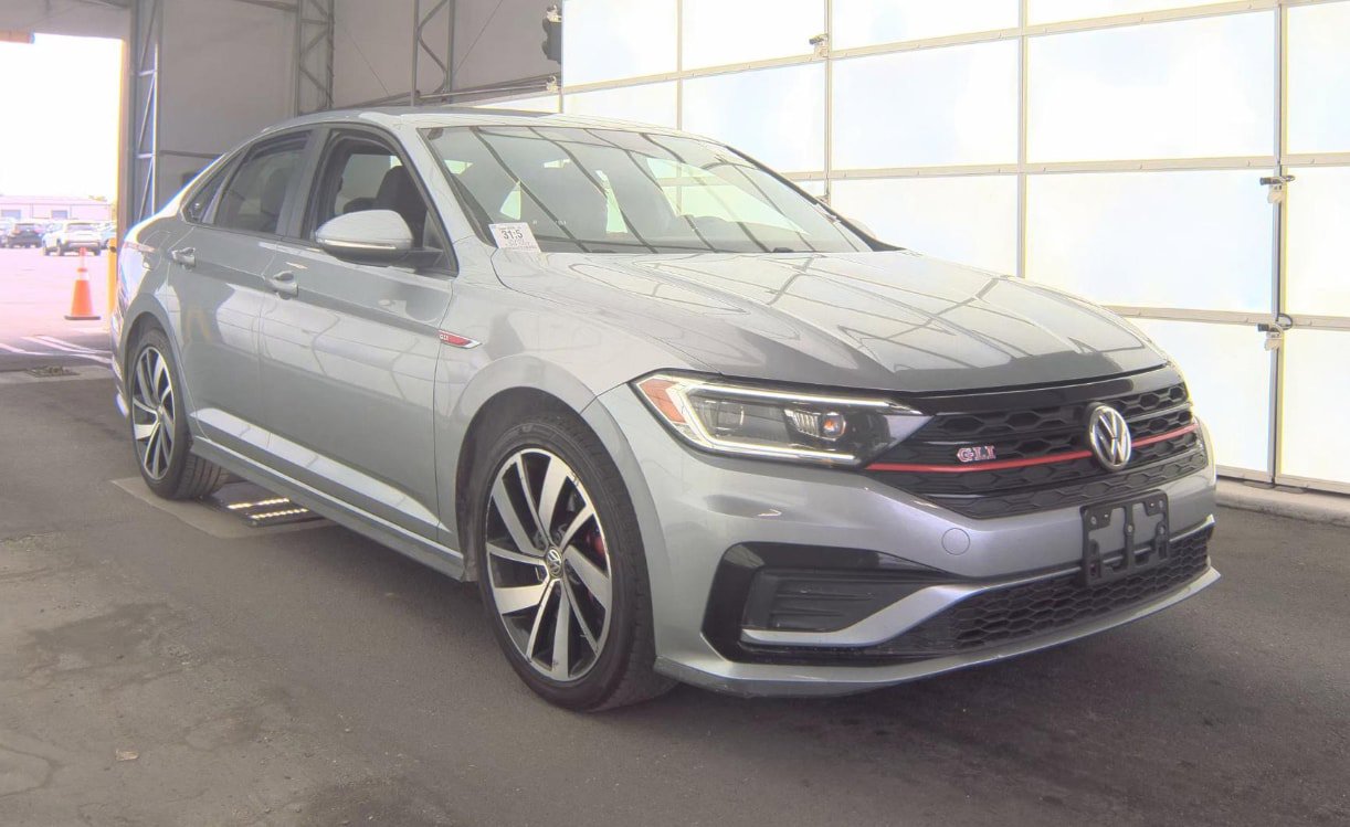 Used 2020 Volkswagen Jetta GLI FWD image 9