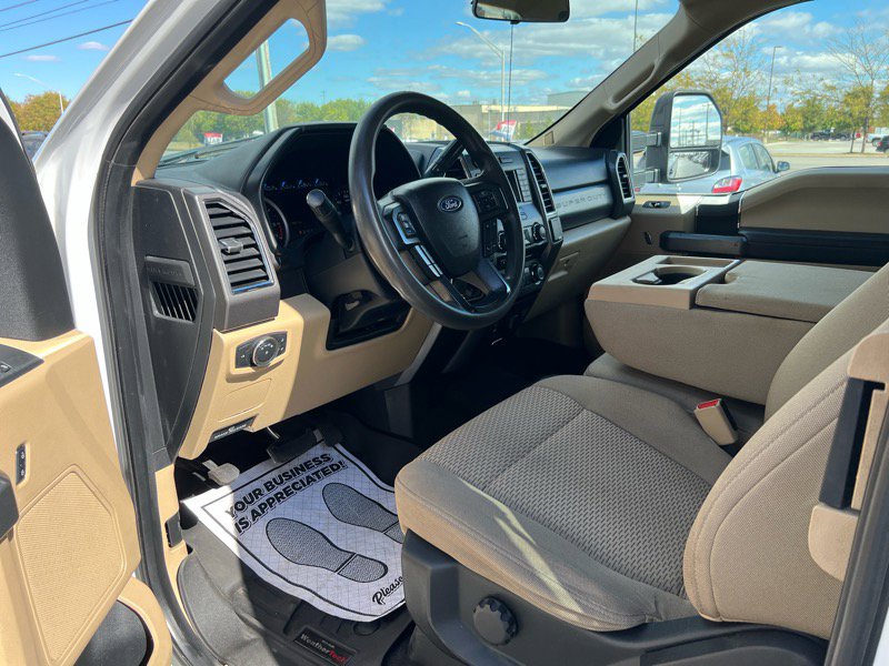 Used 2017 Ford F250 XLT w/ Snow Plow Prep Package image 13