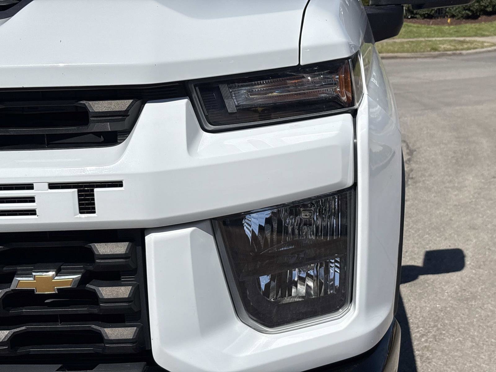 Used 2020 Chevrolet Silverado 2500 Custom w/ Custom Value Package image 11