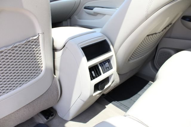 Used 2015 Cadillac SRX Performance w/ Driver Awareness Package AWD/4WD image 25