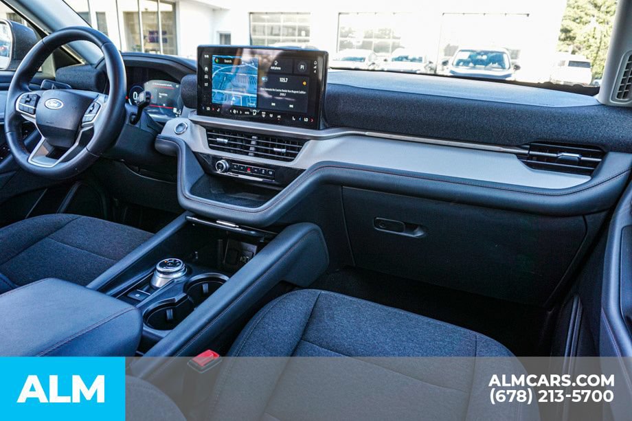Used 2025 Ford Explorer Active RWD image 26