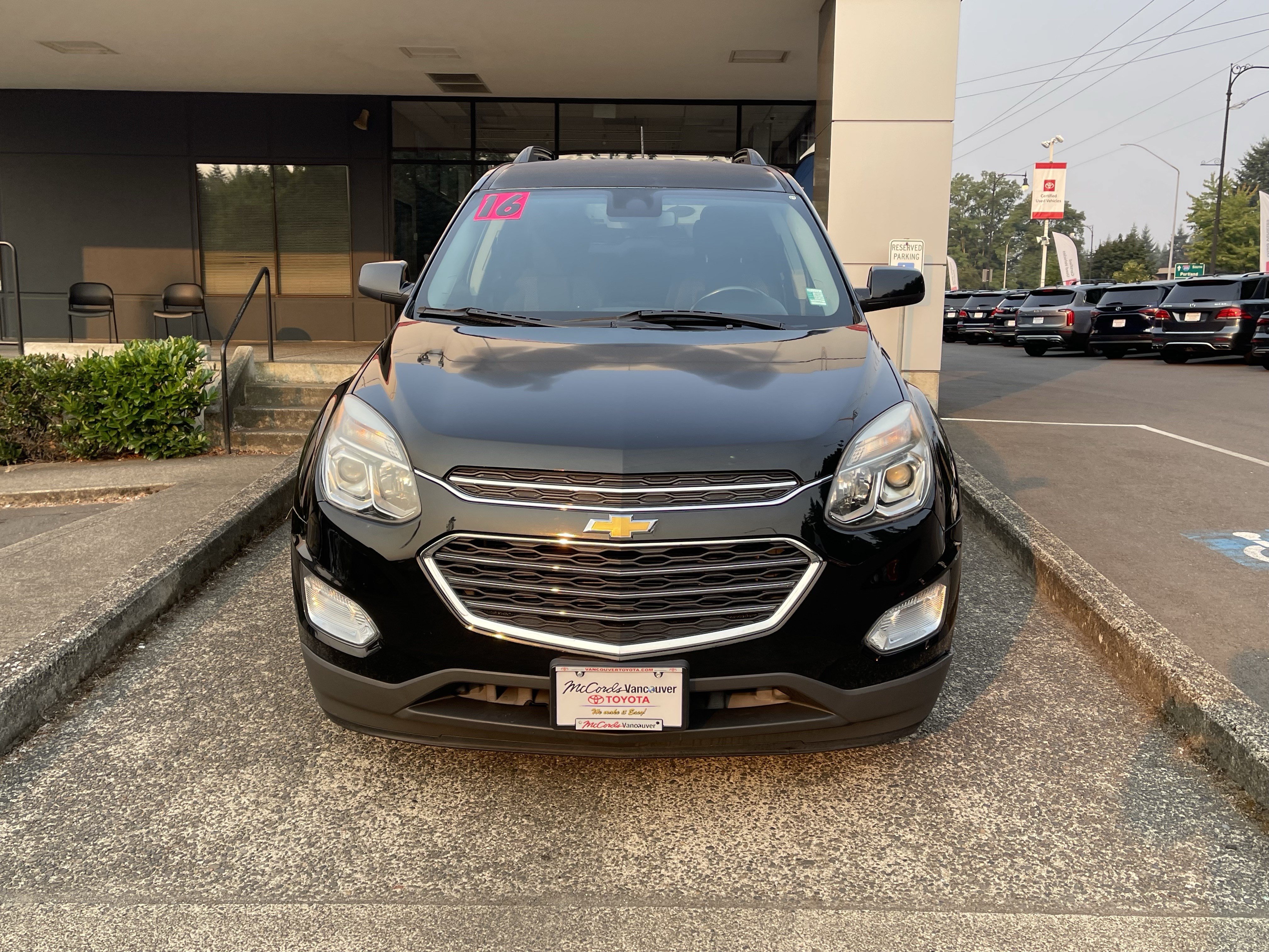 Used 2016 Chevrolet Equinox LT w/ Convenience Package FWD image 2