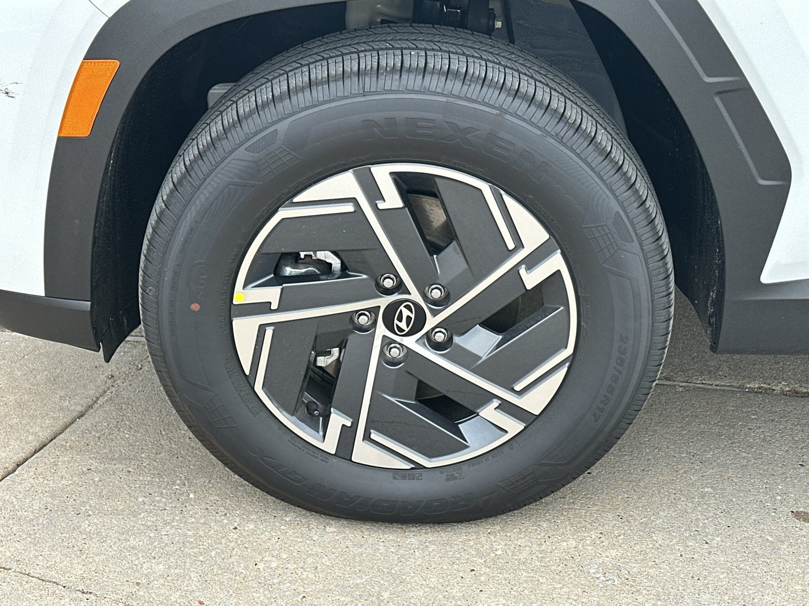 New 2026 Hyundai Tucson Blue SE AWD/4WD image 7