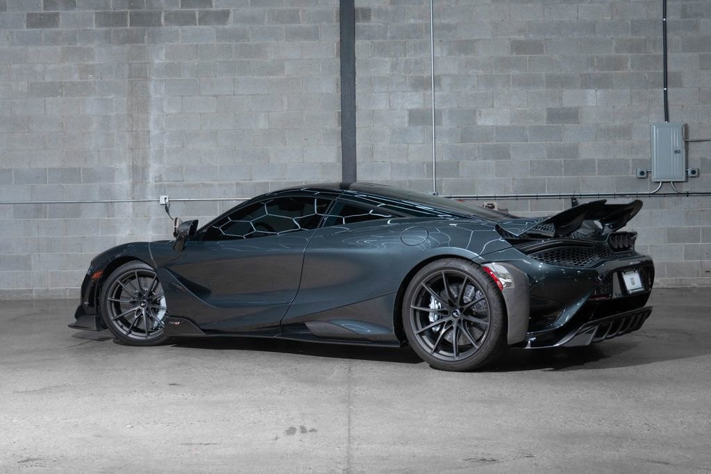 Used 2021 McLaren 765LT image 5