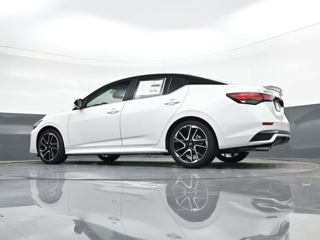 Used 2025 Nissan Sentra SR image 37