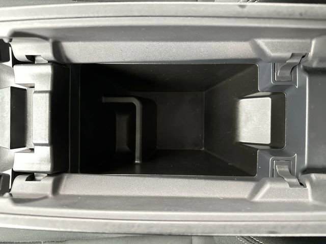 Used 2024 Nissan Rogue S image 21