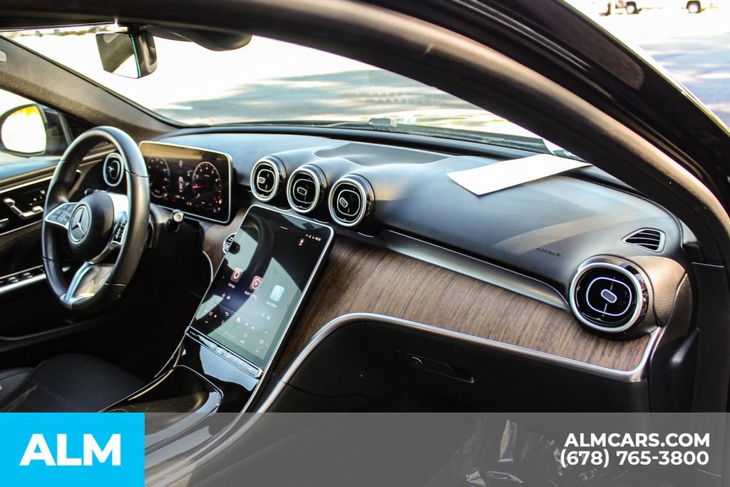 Used 2025 Mercedes-Benz C 300 Sedan image 22