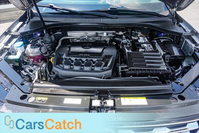 Used 2021 Volkswagen Tiguan SE FWD image 40