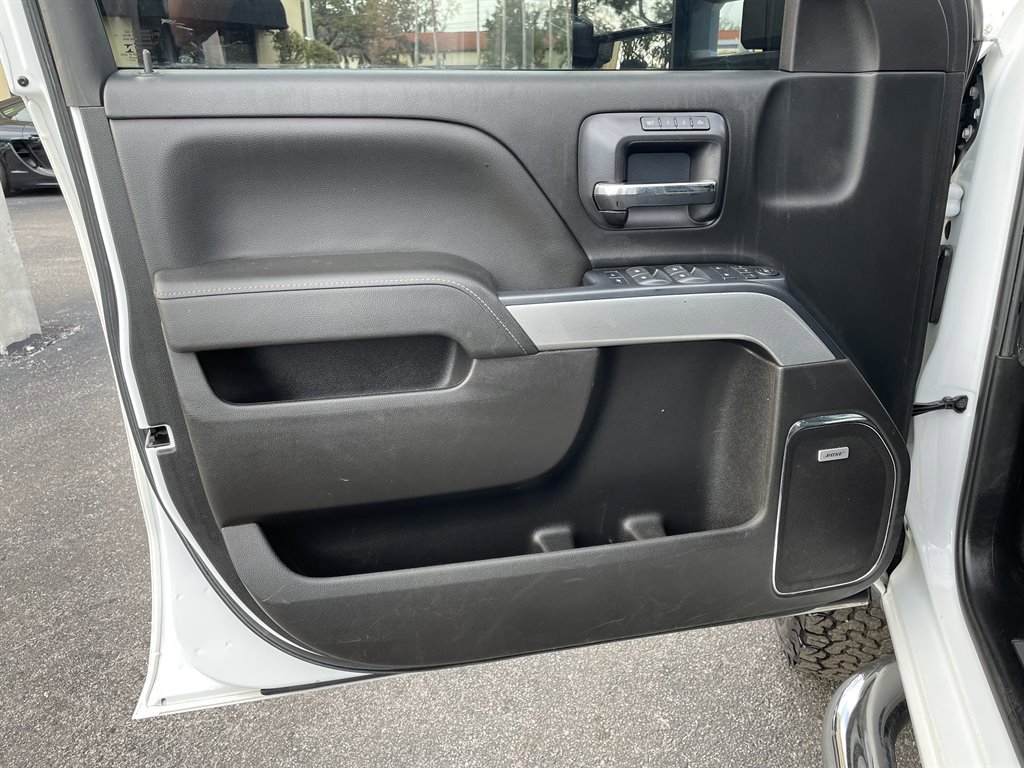 Used 2018 Chevrolet Silverado 2500 LTZ w/ Duramax Plus Package image 34