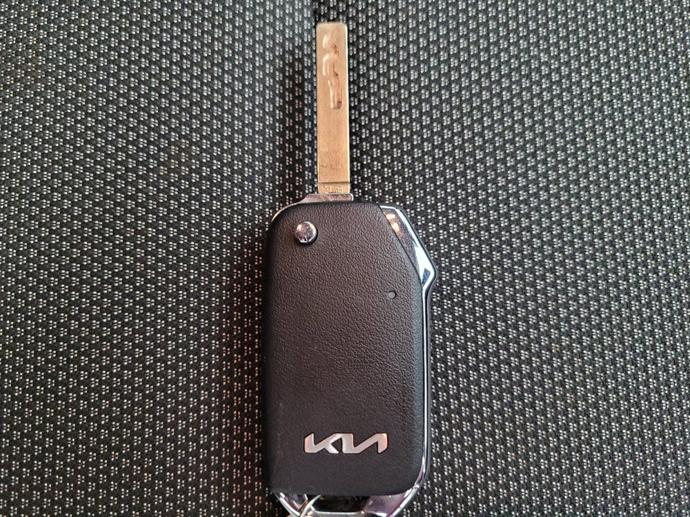 Used 2023 Kia Forte LXS image 32