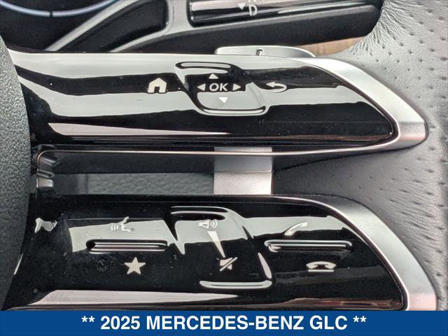 Used 2025 Mercedes-Benz GLC 300 image 15