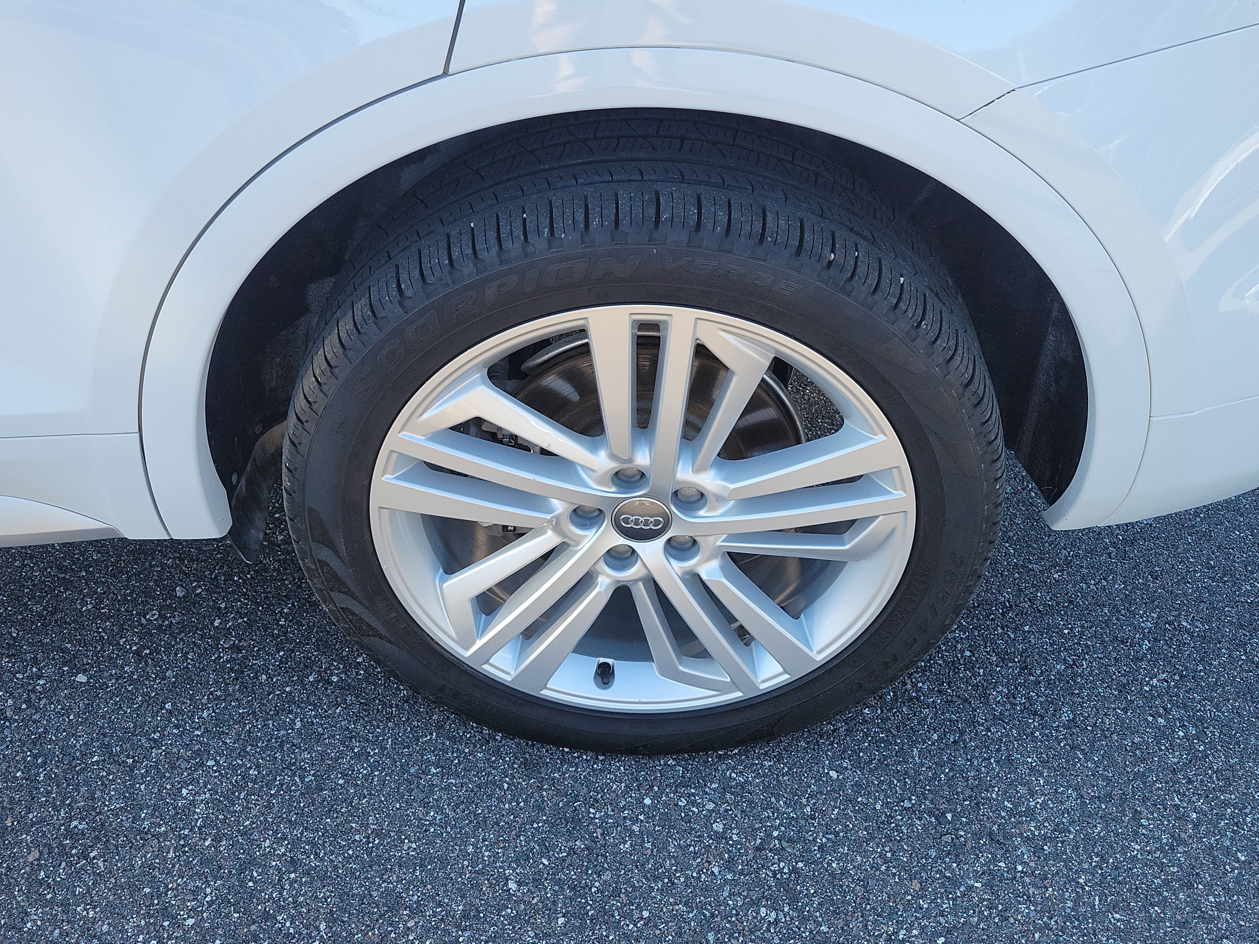 Used 2020 Audi Q5 2.0T Premium Plus w/ Premium Plus Package image 43