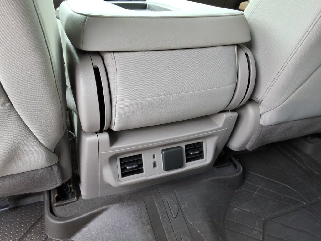 Certified 2022 Chevrolet Silverado 1500 LT w/ Protection Package AWD/4WD image 19