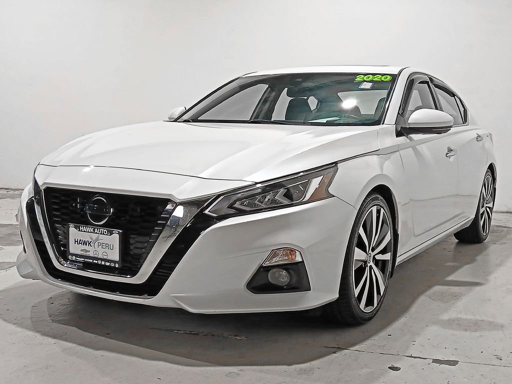 Used 2020 Nissan Altima 2.0 Platinum FWD image 3