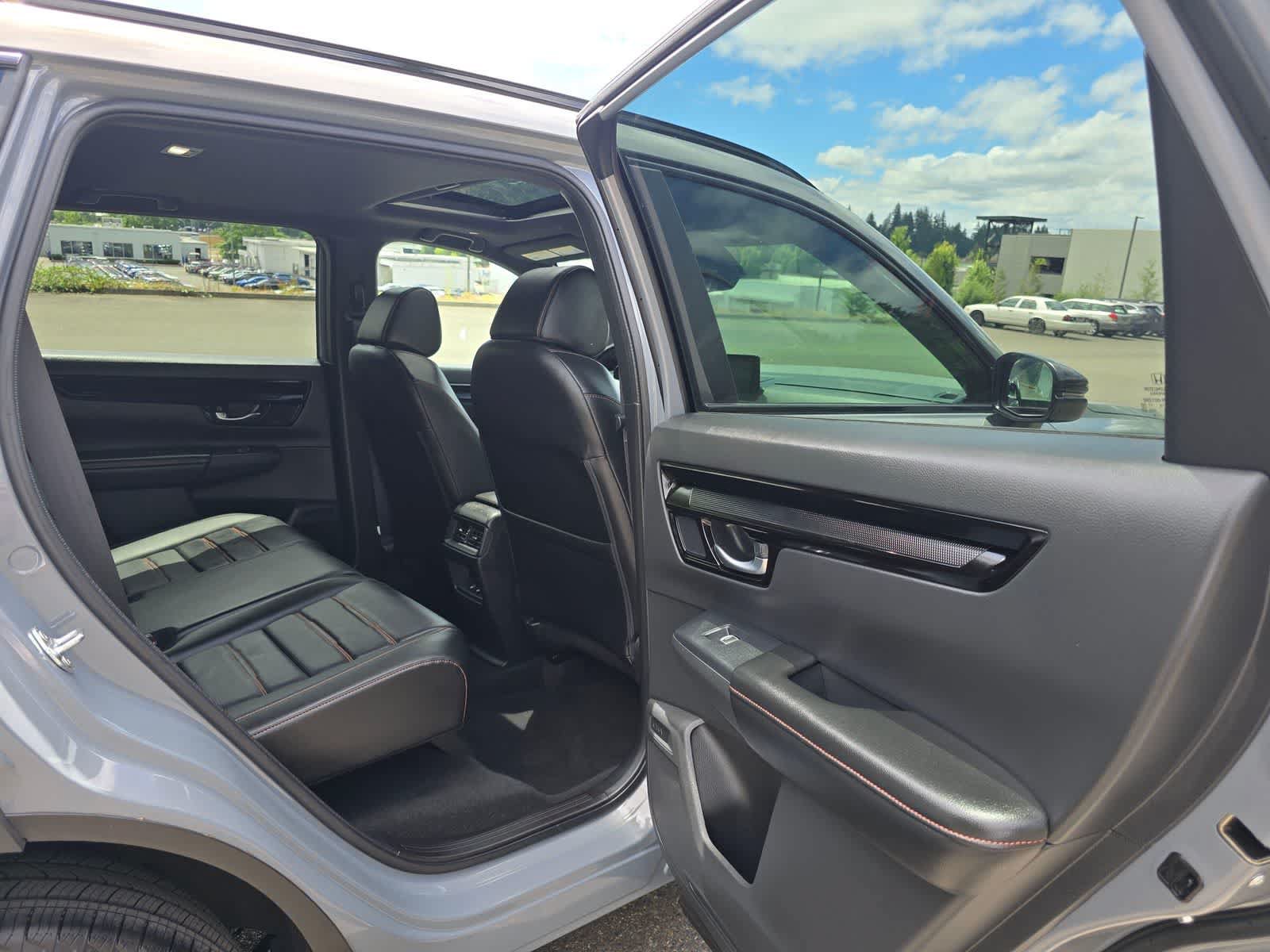 Used 2026 Honda CR-V Sport Touring image 28