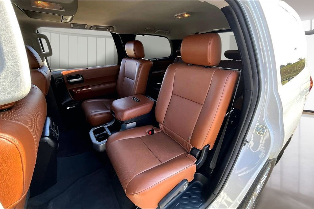 Used 2021 Toyota Sequoia Platinum image 28