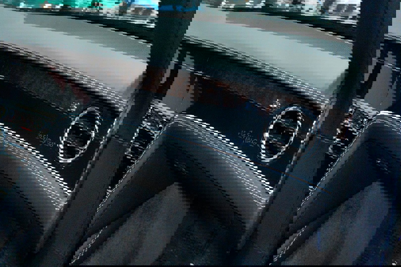 Used 2021 Bentley Flying Spur V8 image 54