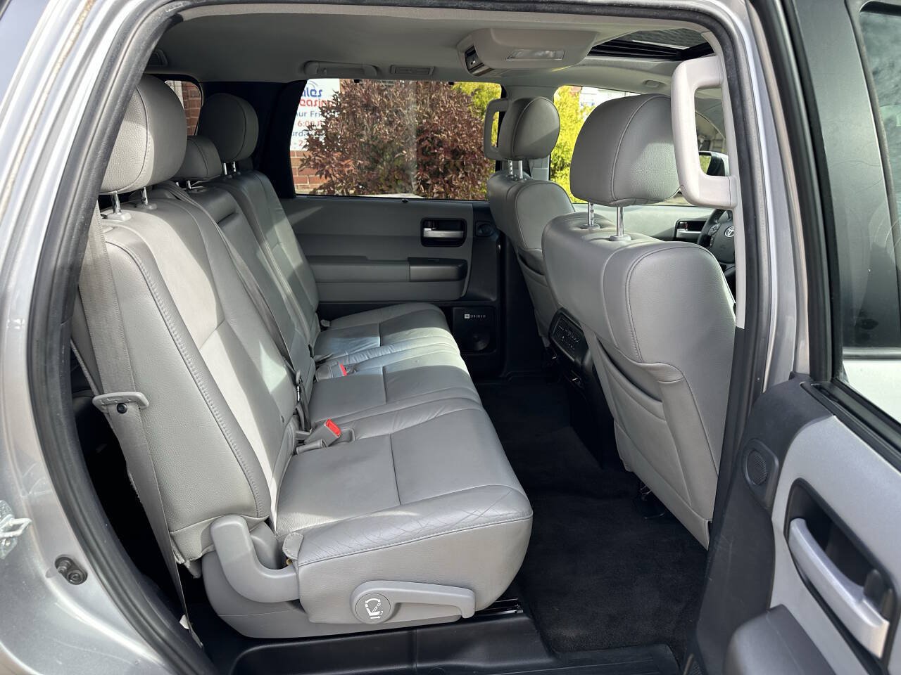 Used 2013 Toyota Sequoia Limited AWD/4WD image 26
