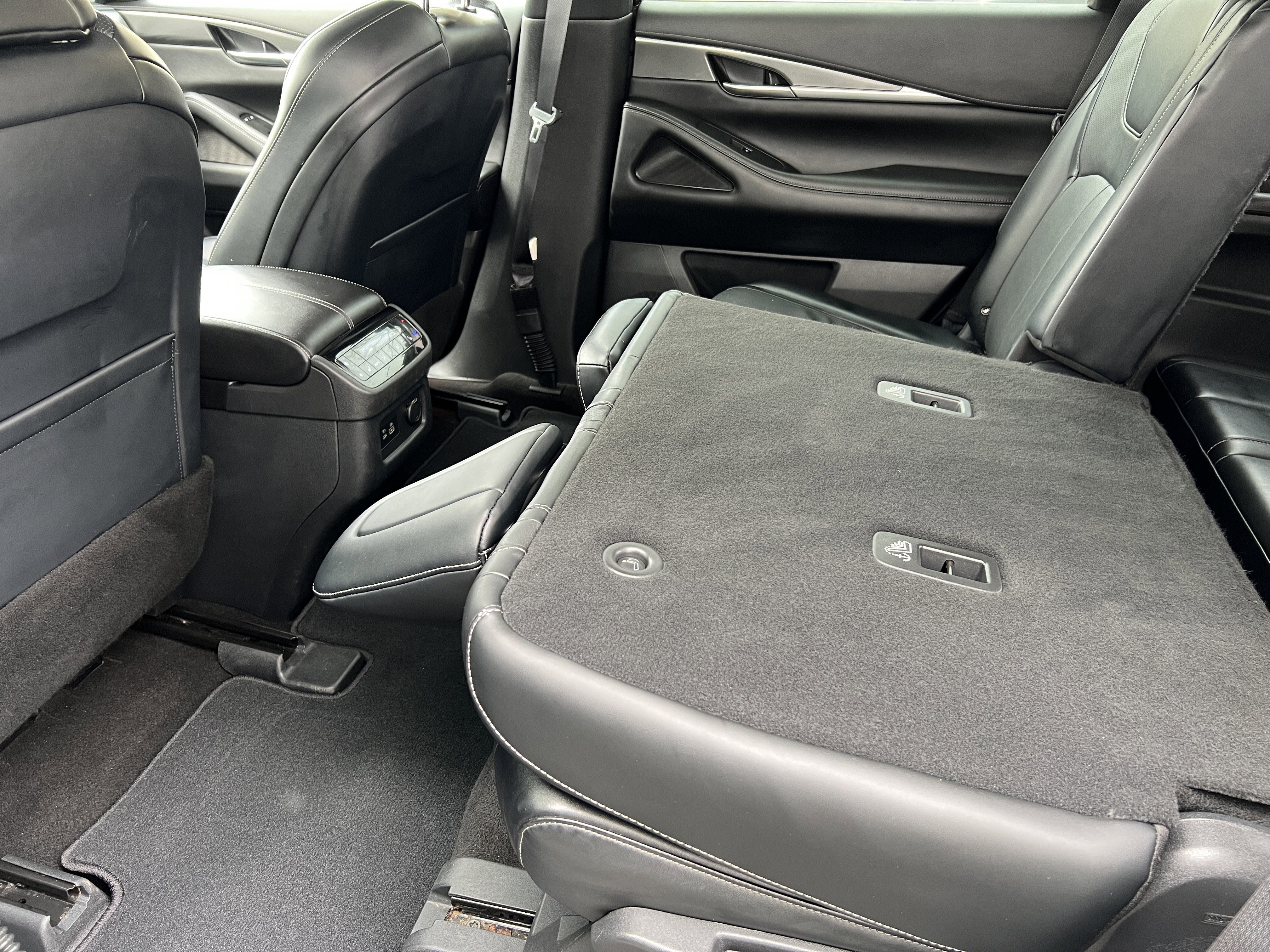 Used 2023 INFINITI QX60 Luxe image 17