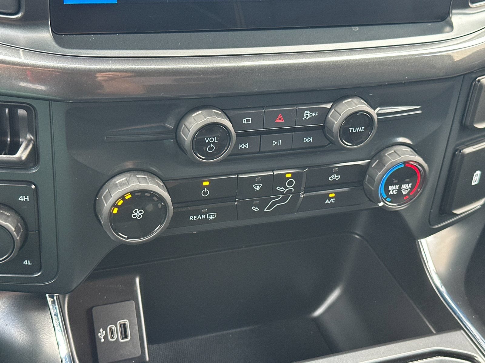 Used 2025 Ford F150 STX AWD/4WD image 23