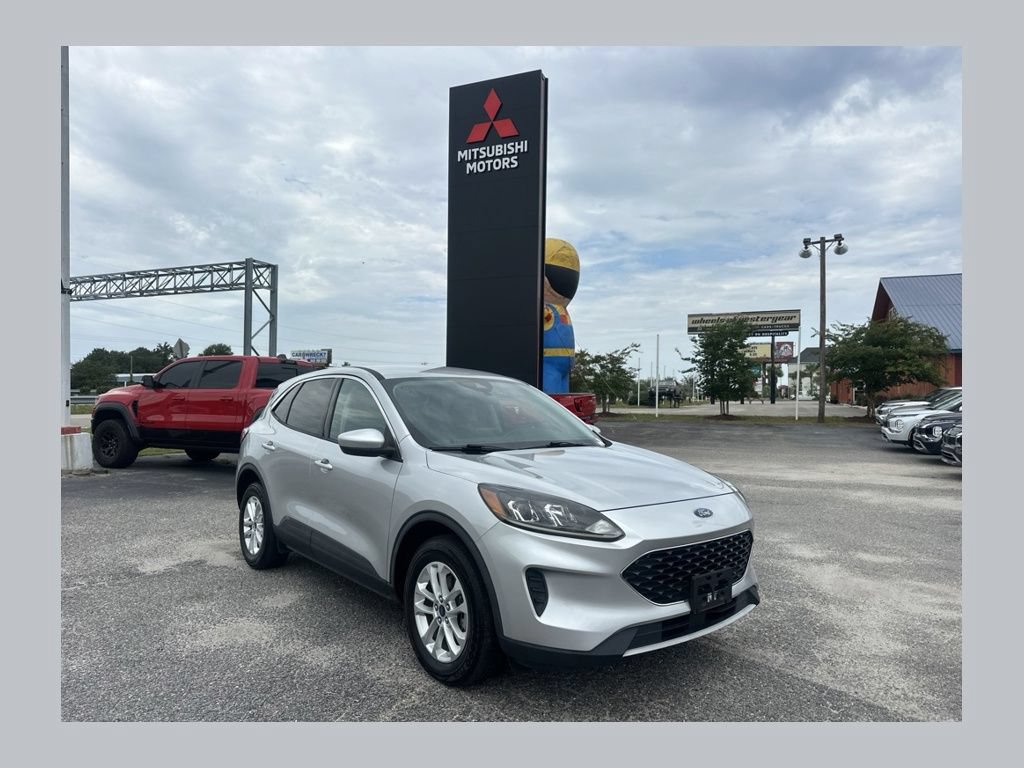 Used 2020 Ford Escape SE