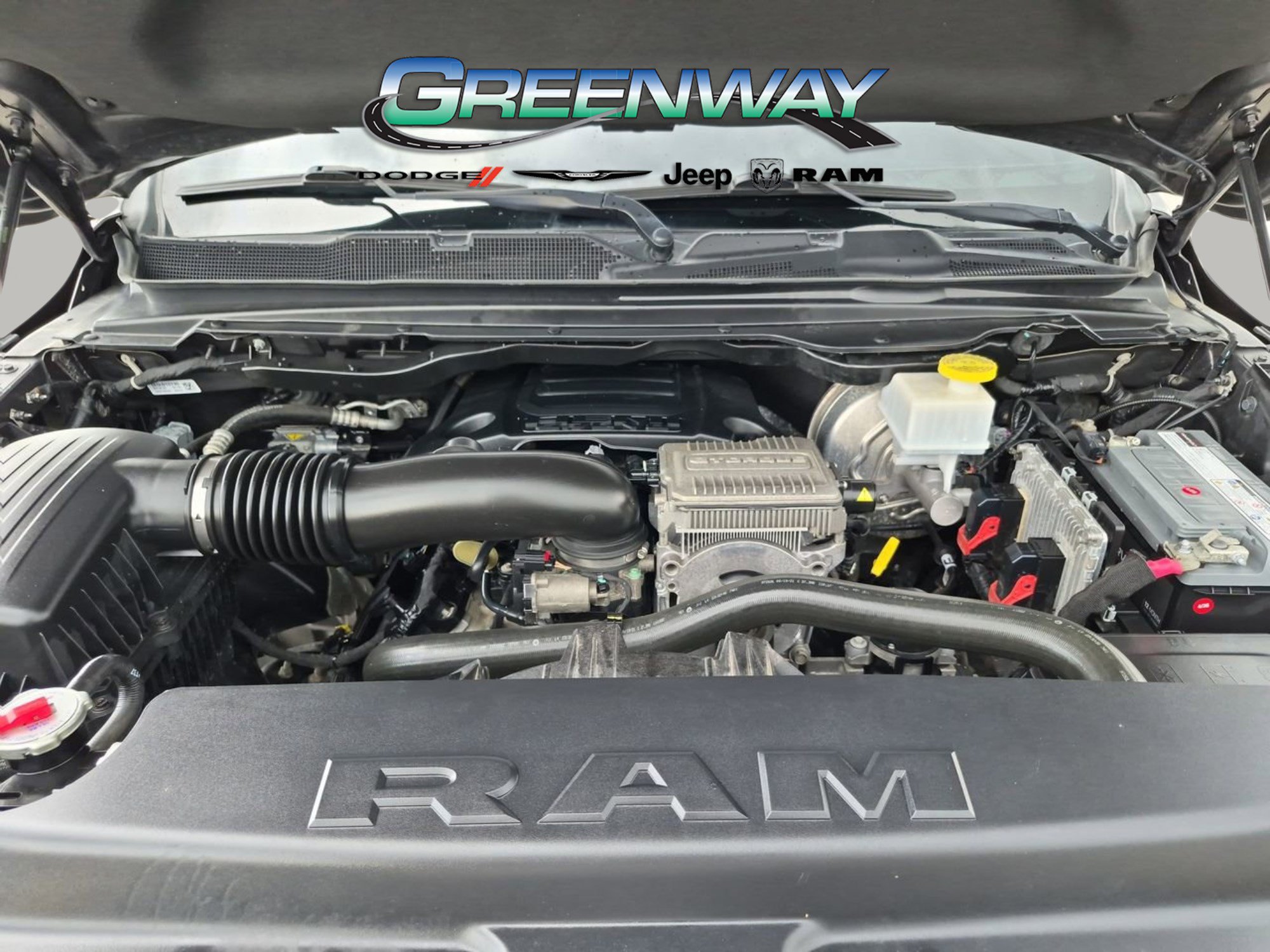 Used 2022 RAM 1500 Limited w/ Body Color Bumper Group AWD/4WD image 6