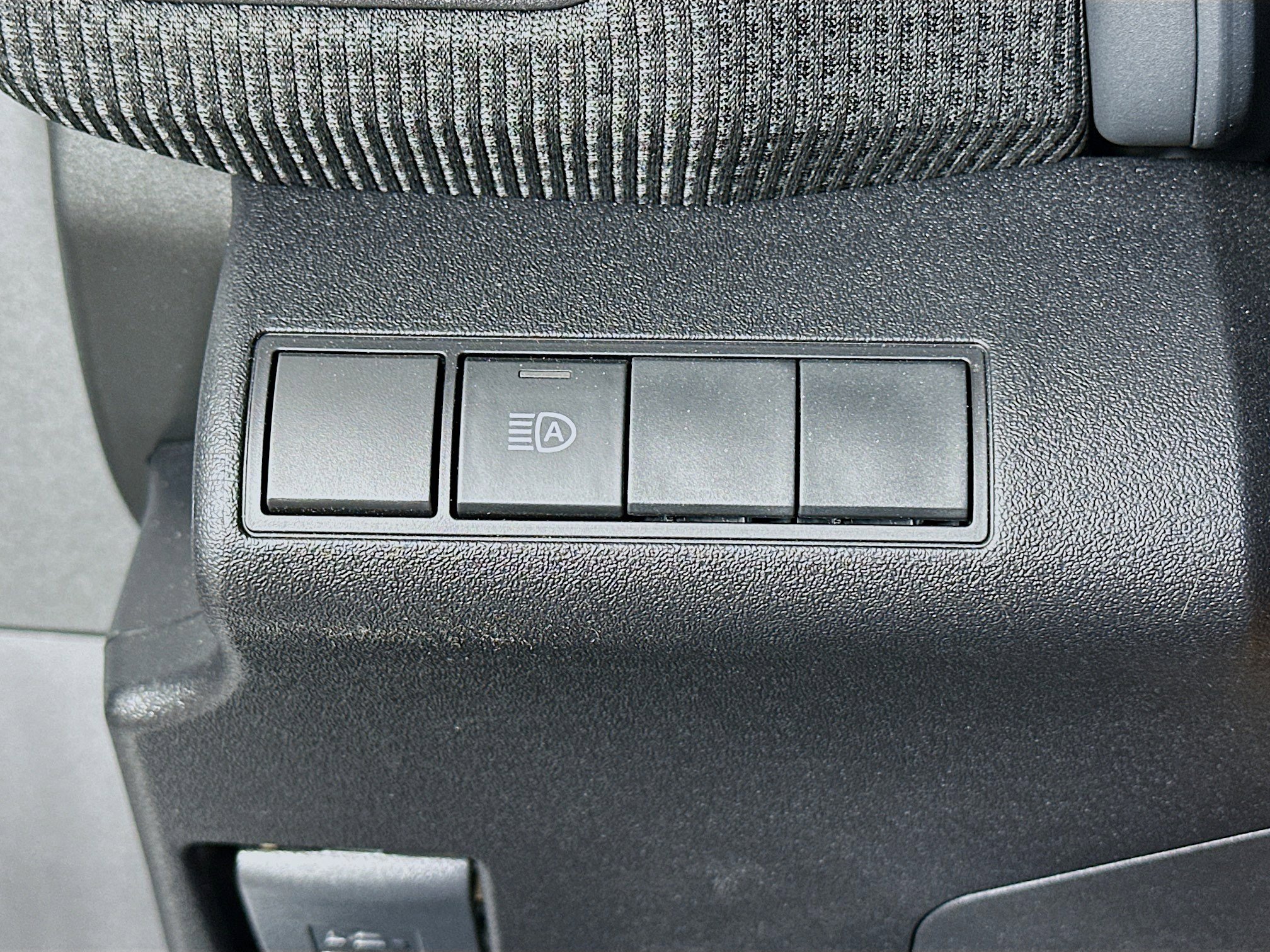 Used 2023 Toyota bZ4X XLE w/ Weather Package FWD image 17