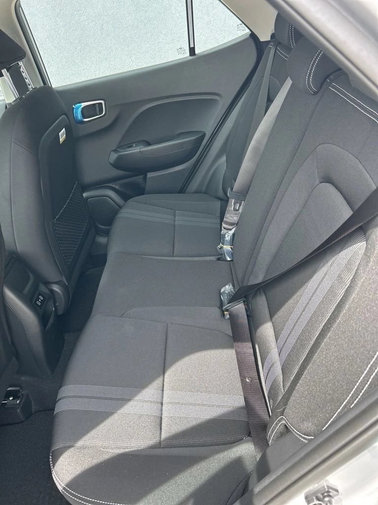 New 2026 Hyundai Venue SEL FWD image 11