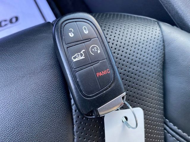 Used 2019 Jeep Cherokee Limited image 24