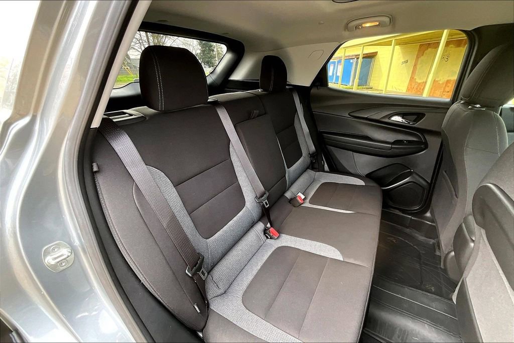 Used 2024 Chevrolet TrailBlazer LT w/ Convenience Package image 20