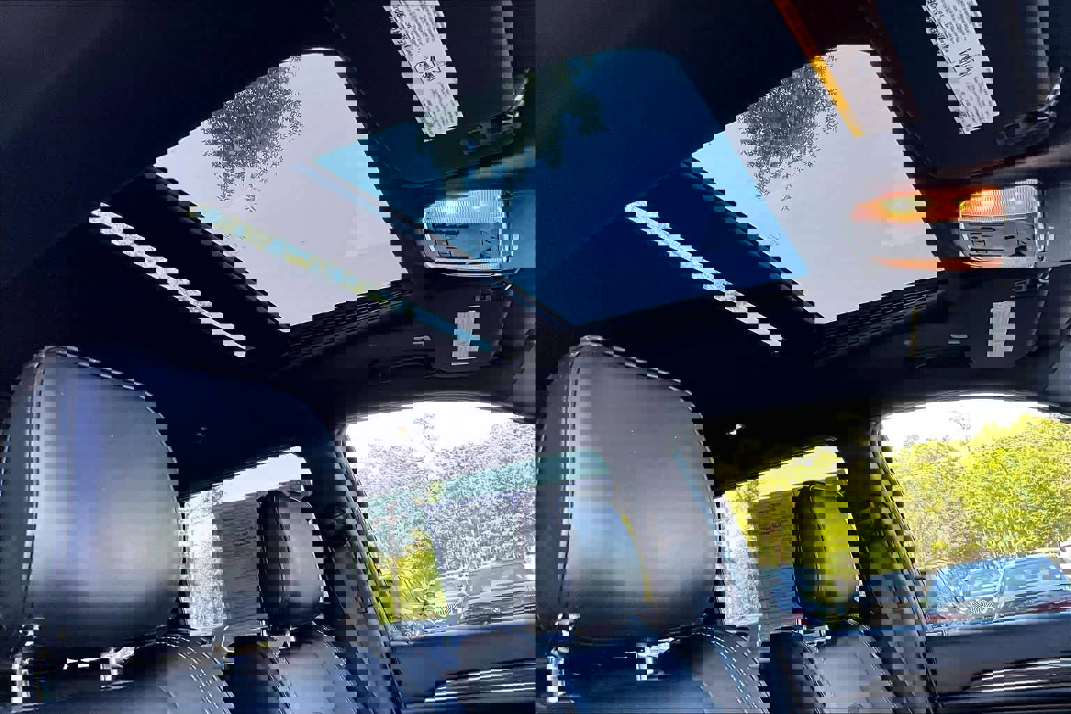 Used 2017 Jeep Grand Cherokee Overland image 14