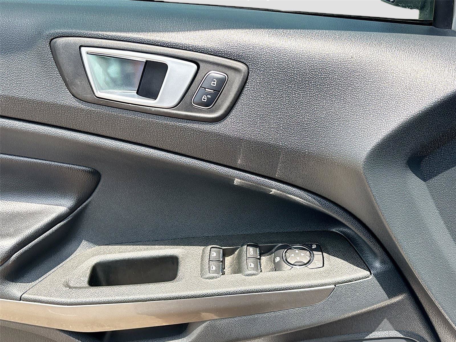 Used 2018 Ford EcoSport SE w/ SE Convenience Package FWD image 18