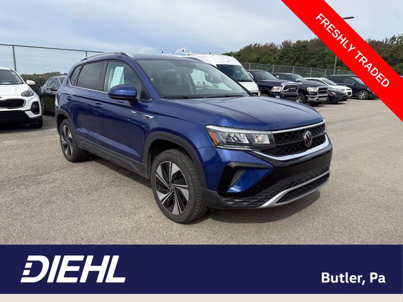 Used 2024 Volkswagen Taos SE w/ Panoramic Sunroof Package